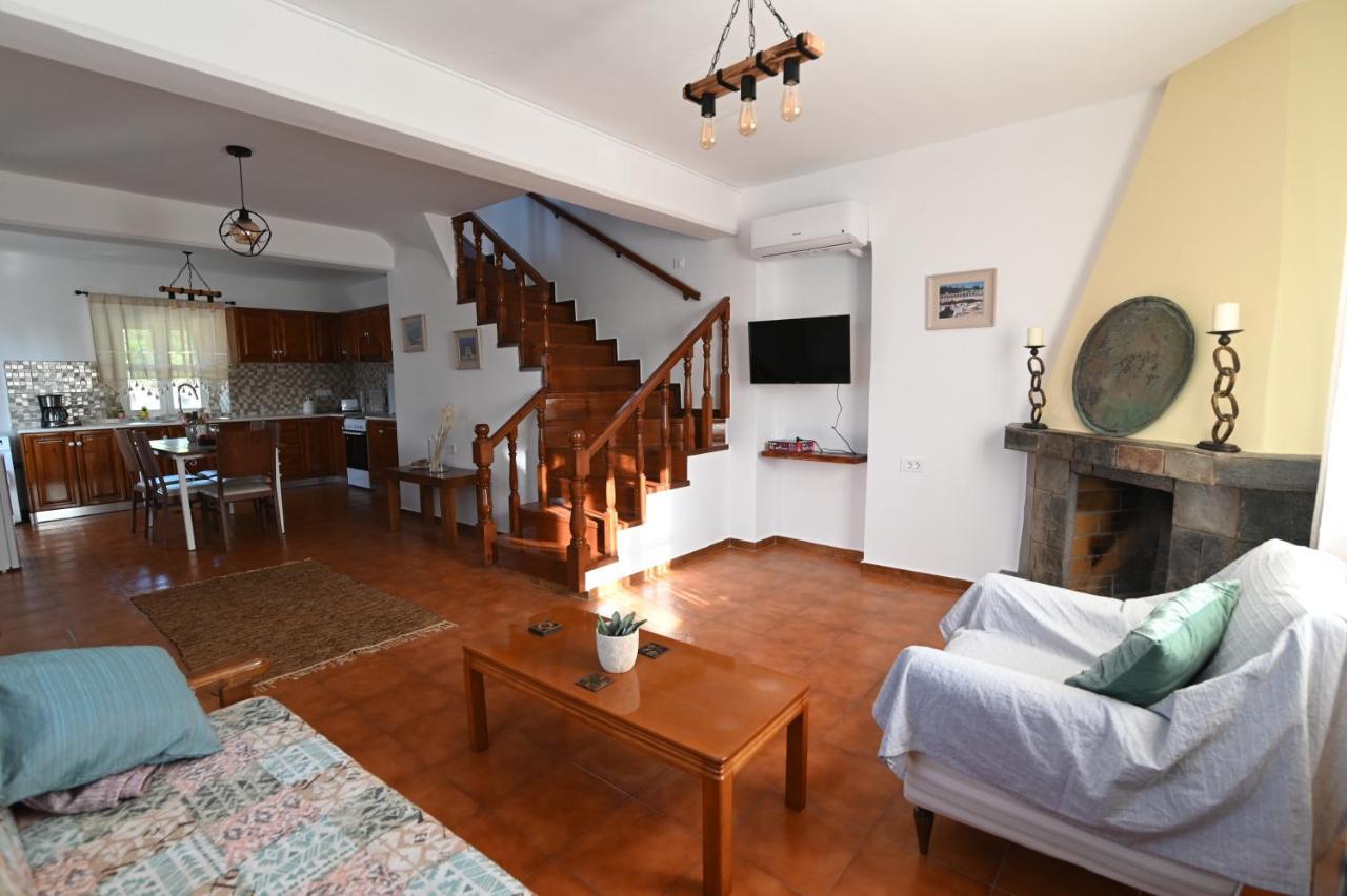 Traditional Kos Villa With Swimming Pool, Lawn Yard And Bbq エクステリア 写真
