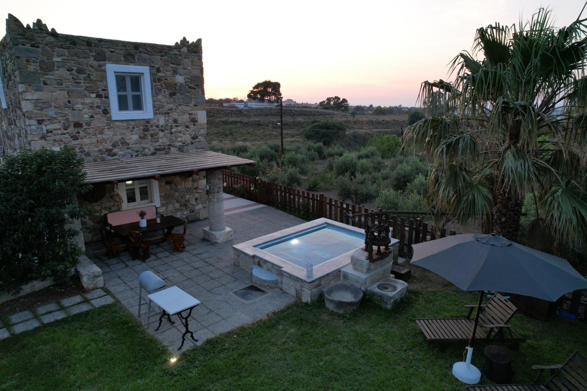 Traditional Kos Villa With Swimming Pool, Lawn Yard And Bbq エクステリア 写真